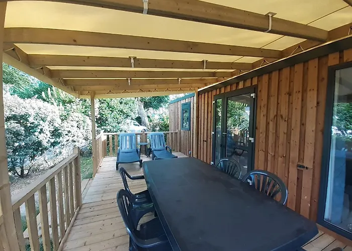 Parque de Campismo Chez Laura Et Cyril Gujan-Mestras